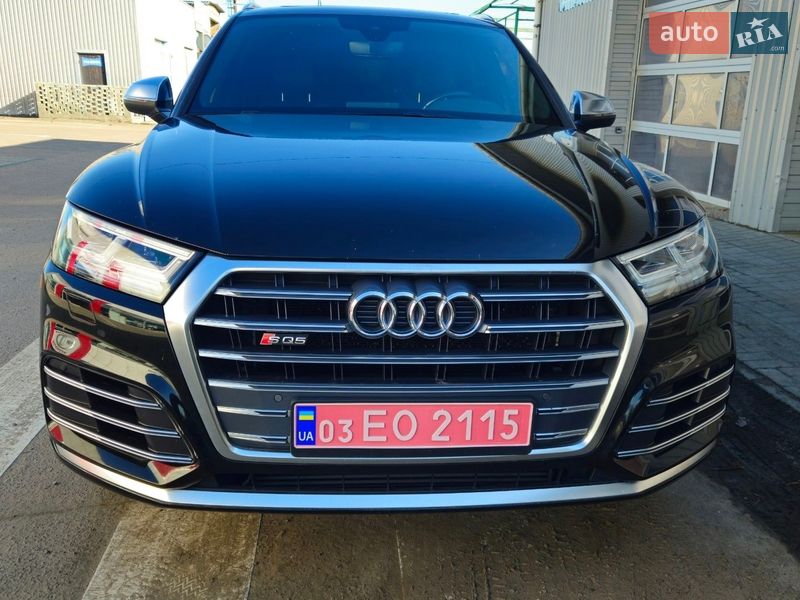 Внедорожник / Кроссовер Audi SQ5 2018 в Сумах