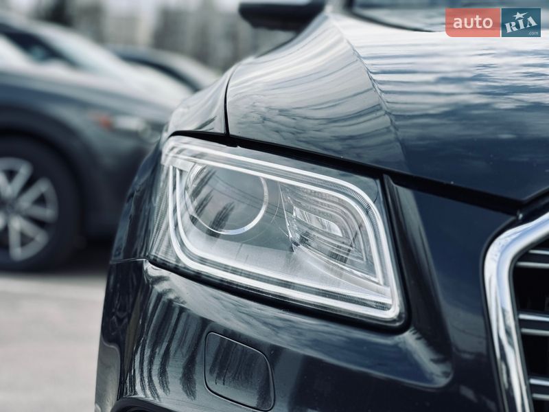 Внедорожник / Кроссовер Audi SQ5 2014 в Кременчуге