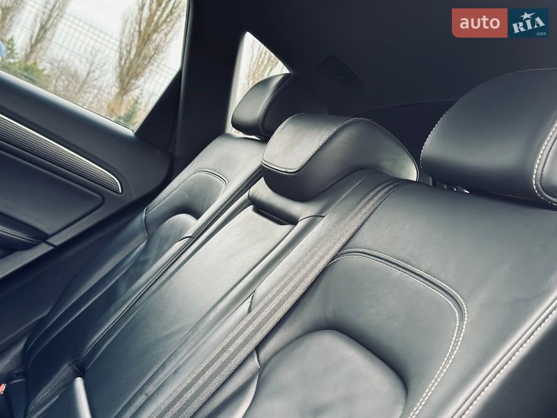 Внедорожник / Кроссовер Audi SQ5 2014 в Кременчуге