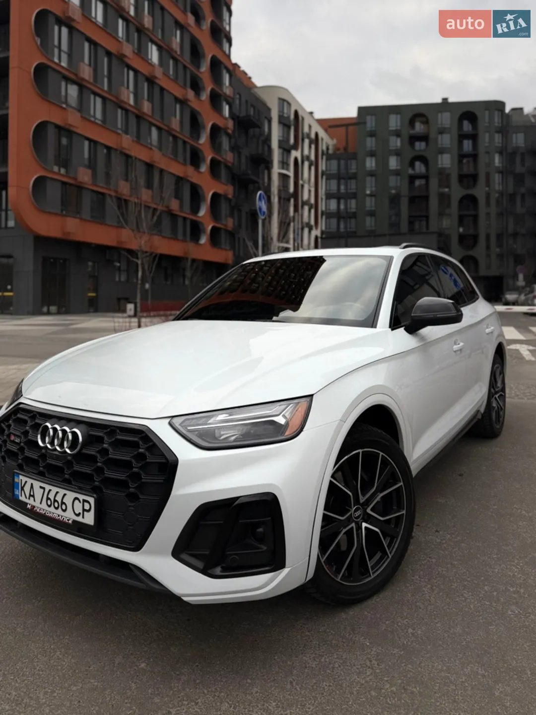 2020 Audi SQ5 - мініатюра 2