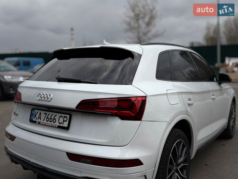 Позашляховик / Кросовер Audi SQ5 2020 в Києві