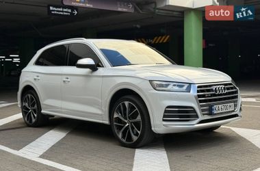 Внедорожник / Кроссовер Audi SQ5 2019 в Киеве