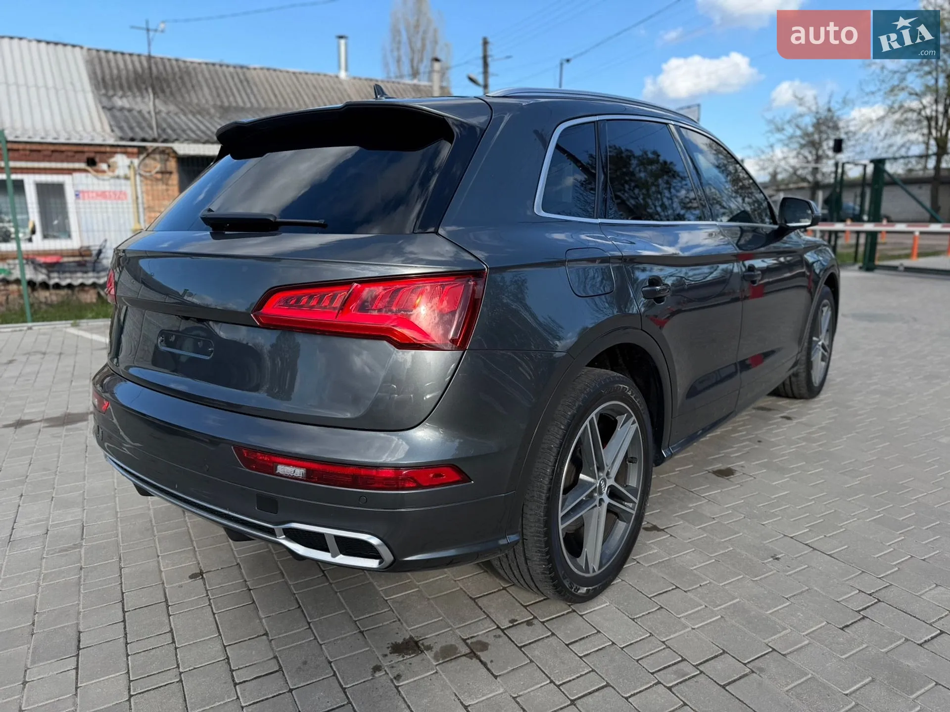 2019 Audi SQ5 - мініатюра 4