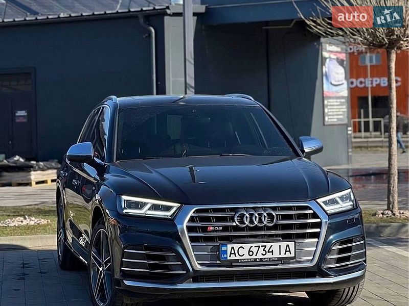 Внедорожник / Кроссовер Audi SQ5 2017 в Луцке