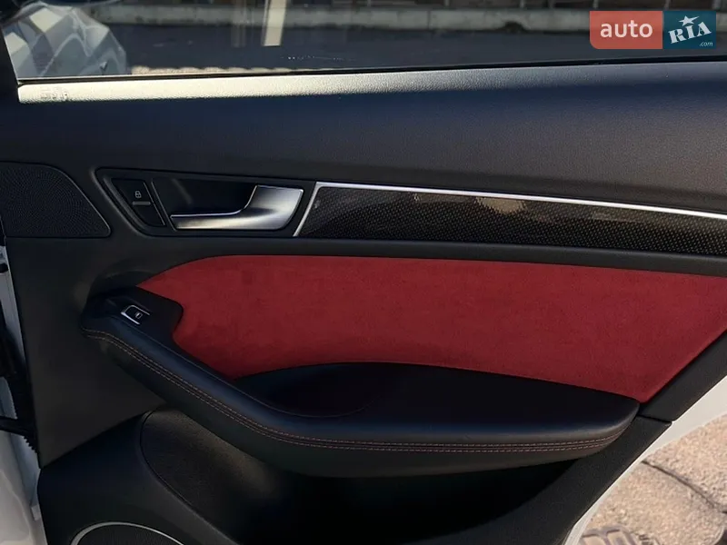 Audi SQ5 2015 VIN WA1CCAFP3GA027626 фото оголошення 26 з 74