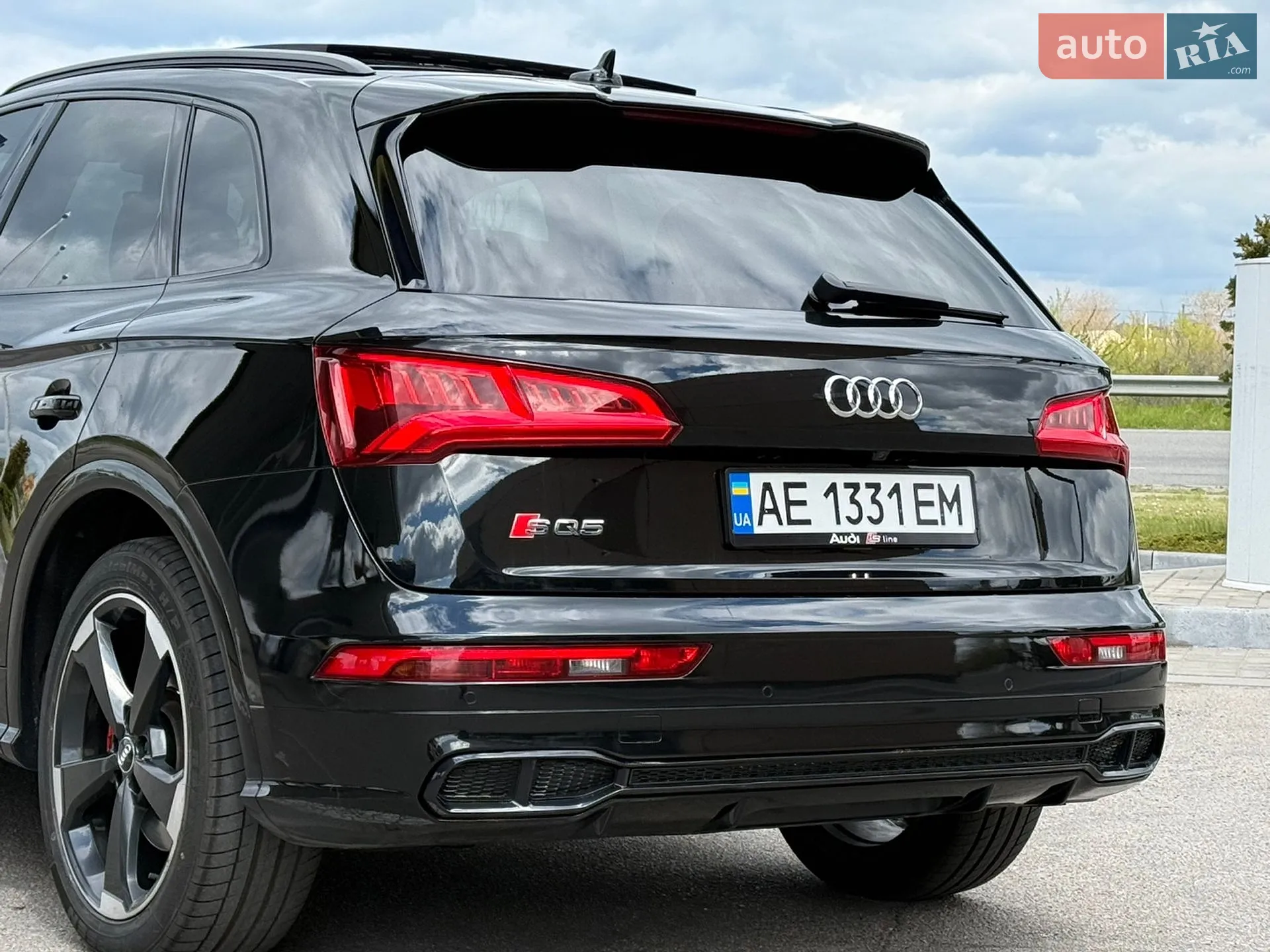2019 Audi SQ5 - мініатюра 12