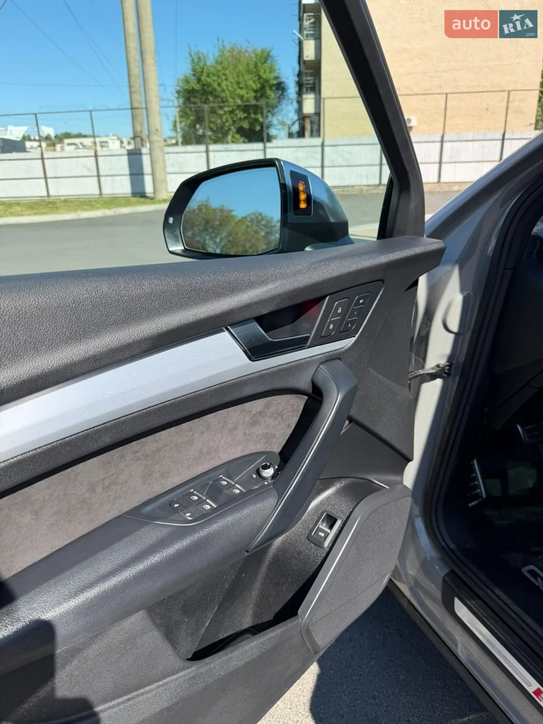 2019 Audi SQ5 - мініатюра 13