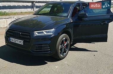 Внедорожник / Кроссовер Audi SQ5 2019 в Киеве
