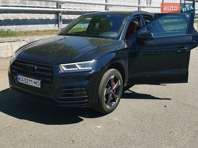 Внедорожник / Кроссовер Audi SQ5 2019 в Киеве