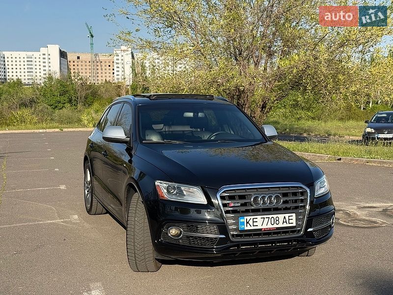Внедорожник / Кроссовер Audi SQ5 2013 в Кривом Роге