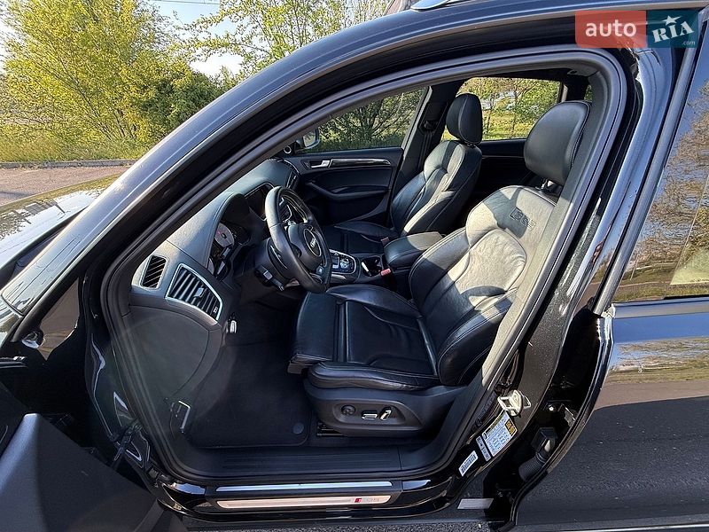 Внедорожник / Кроссовер Audi SQ5 2013 в Кривом Роге