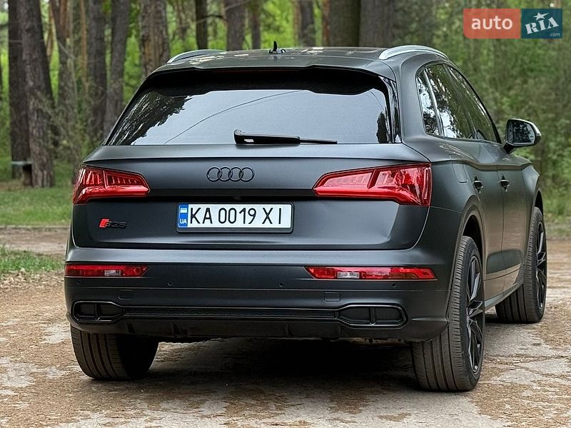 Внедорожник / Кроссовер Audi SQ5 2017 в Киеве