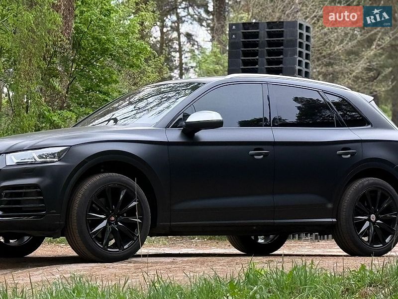 Внедорожник / Кроссовер Audi SQ5 2017 в Киеве