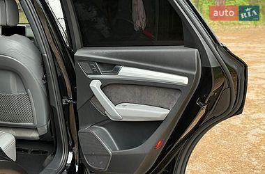 Внедорожник / Кроссовер Audi SQ5 2017 в Киеве