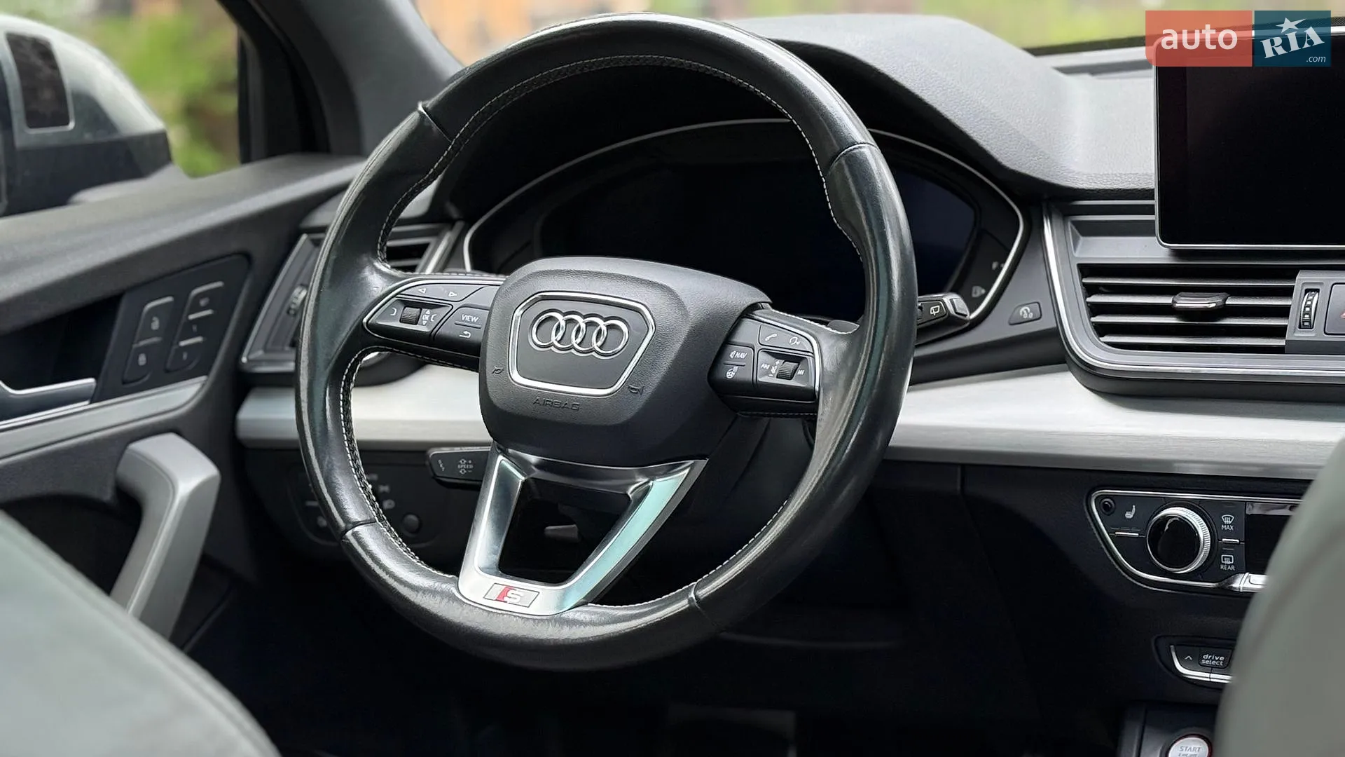 2017 Audi SQ5 - мініатюра 22