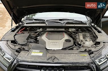Внедорожник / Кроссовер Audi SQ5 2017 в Киеве