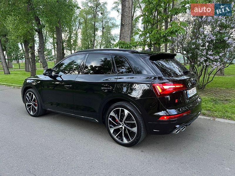 Позашляховик / Кросовер Audi SQ5 2020 в Києві