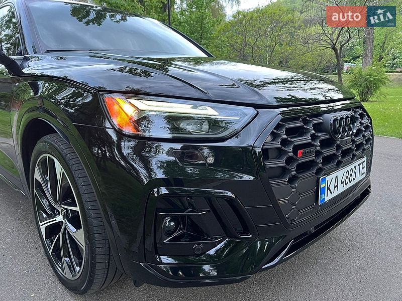 Позашляховик / Кросовер Audi SQ5 2020 в Києві
