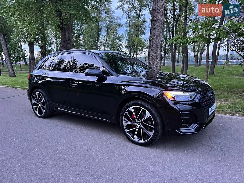 Позашляховик / Кросовер Audi SQ5 2020 в Києві