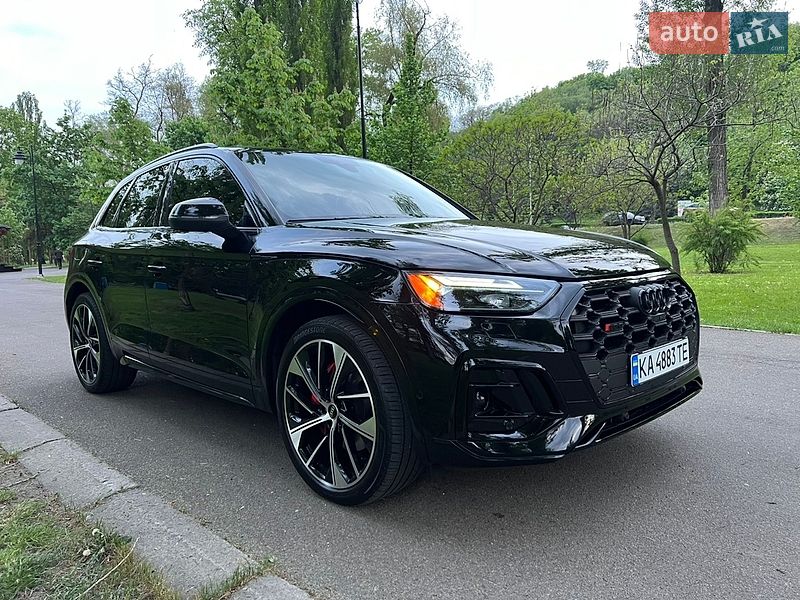 Позашляховик / Кросовер Audi SQ5 2020 в Києві