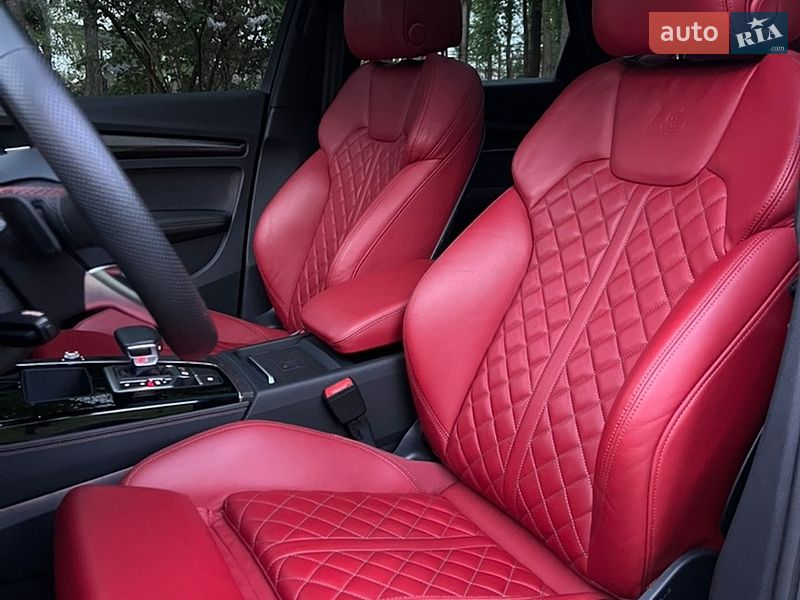 Позашляховик / Кросовер Audi SQ5 2020 в Києві