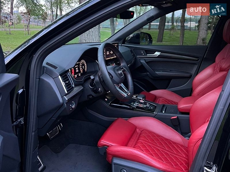 Позашляховик / Кросовер Audi SQ5 2020 в Києві