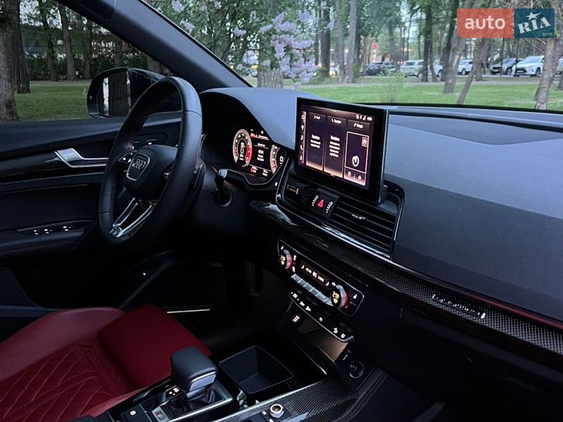 Позашляховик / Кросовер Audi SQ5 2020 в Києві