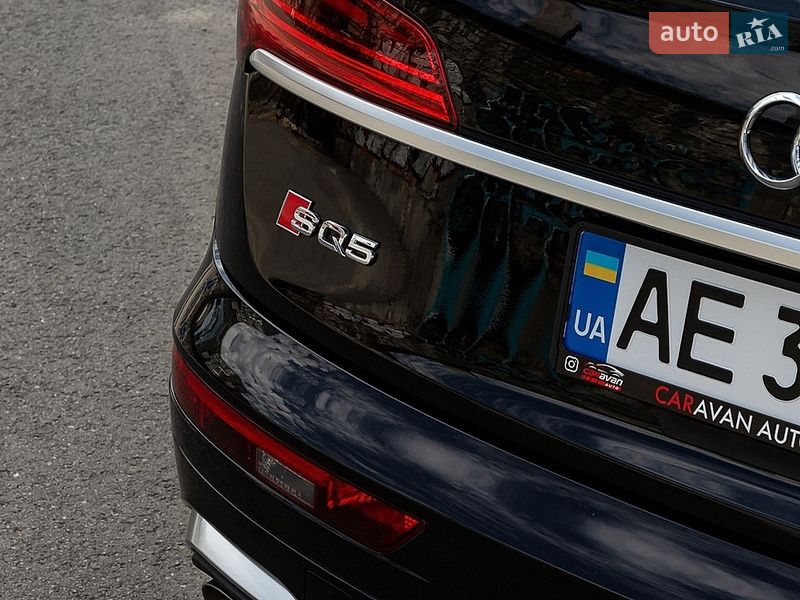 Позашляховик / Кросовер Audi SQ5 2021 в Дніпрі