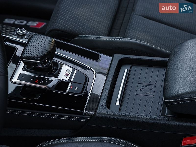 Позашляховик / Кросовер Audi SQ5 2021 в Дніпрі