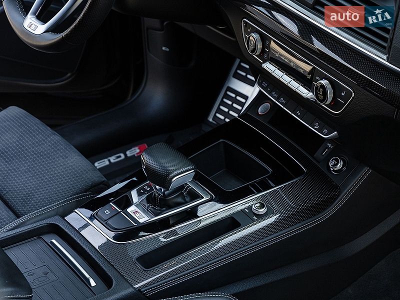 Позашляховик / Кросовер Audi SQ5 2021 в Дніпрі