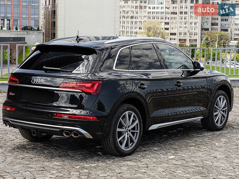 Позашляховик / Кросовер Audi SQ5 2021 в Дніпрі