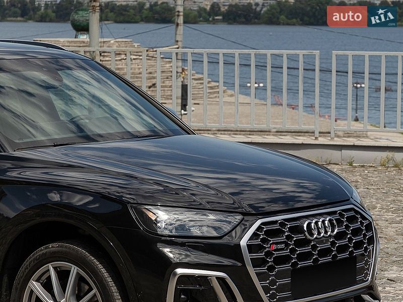 Позашляховик / Кросовер Audi SQ5 2021 в Дніпрі