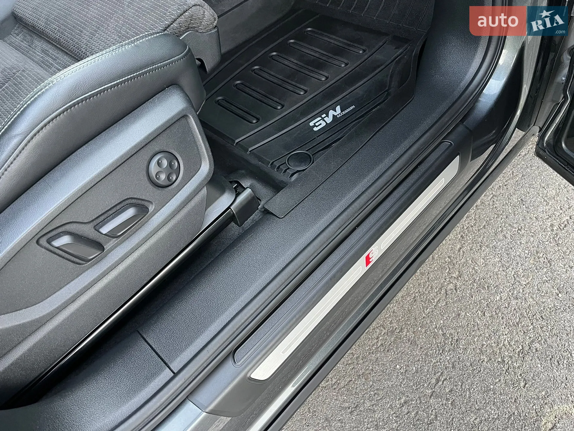 2019 Audi SQ5 - мініатюра 23