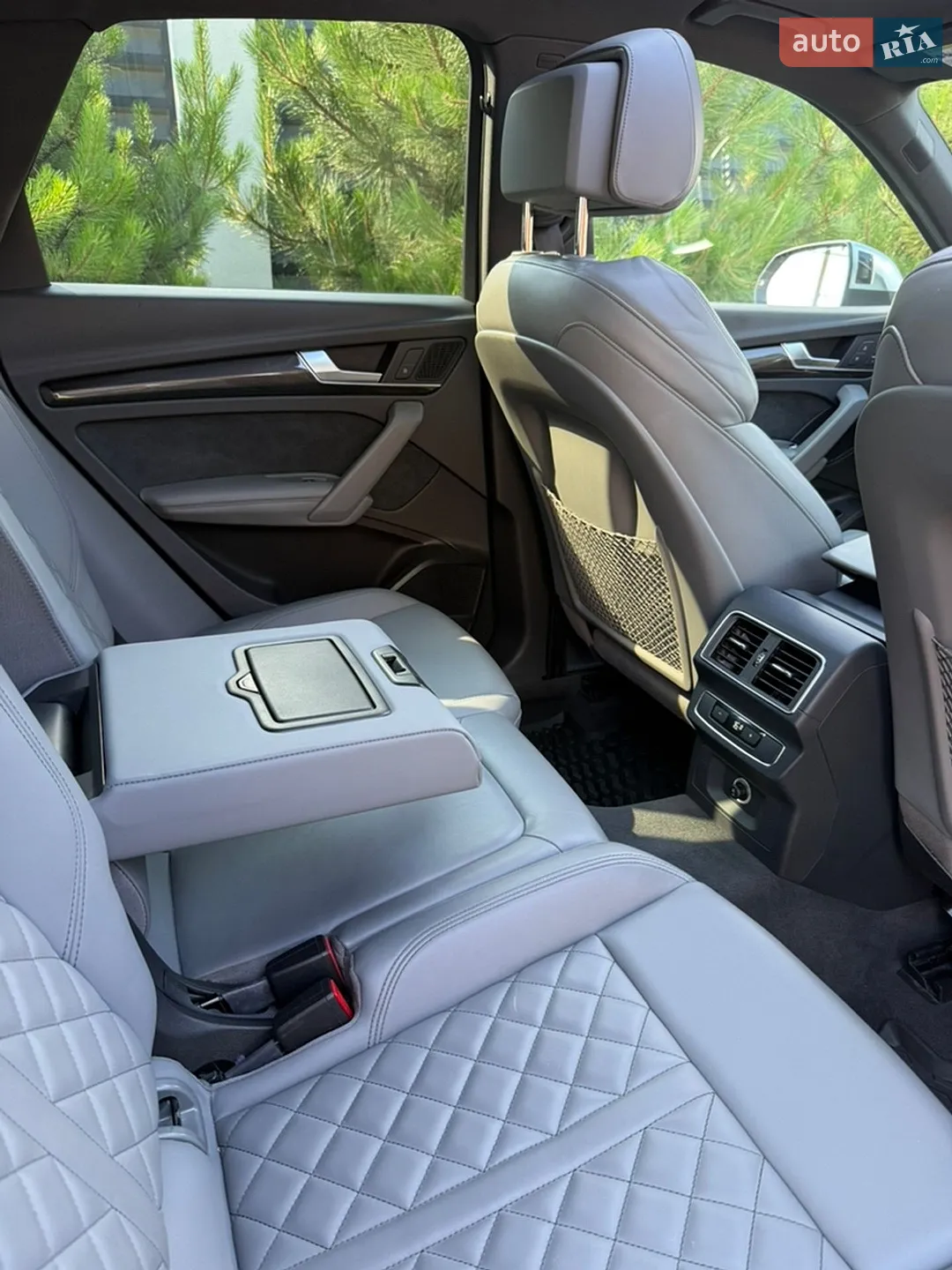 2018 Audi SQ5 - мініатюра 11
