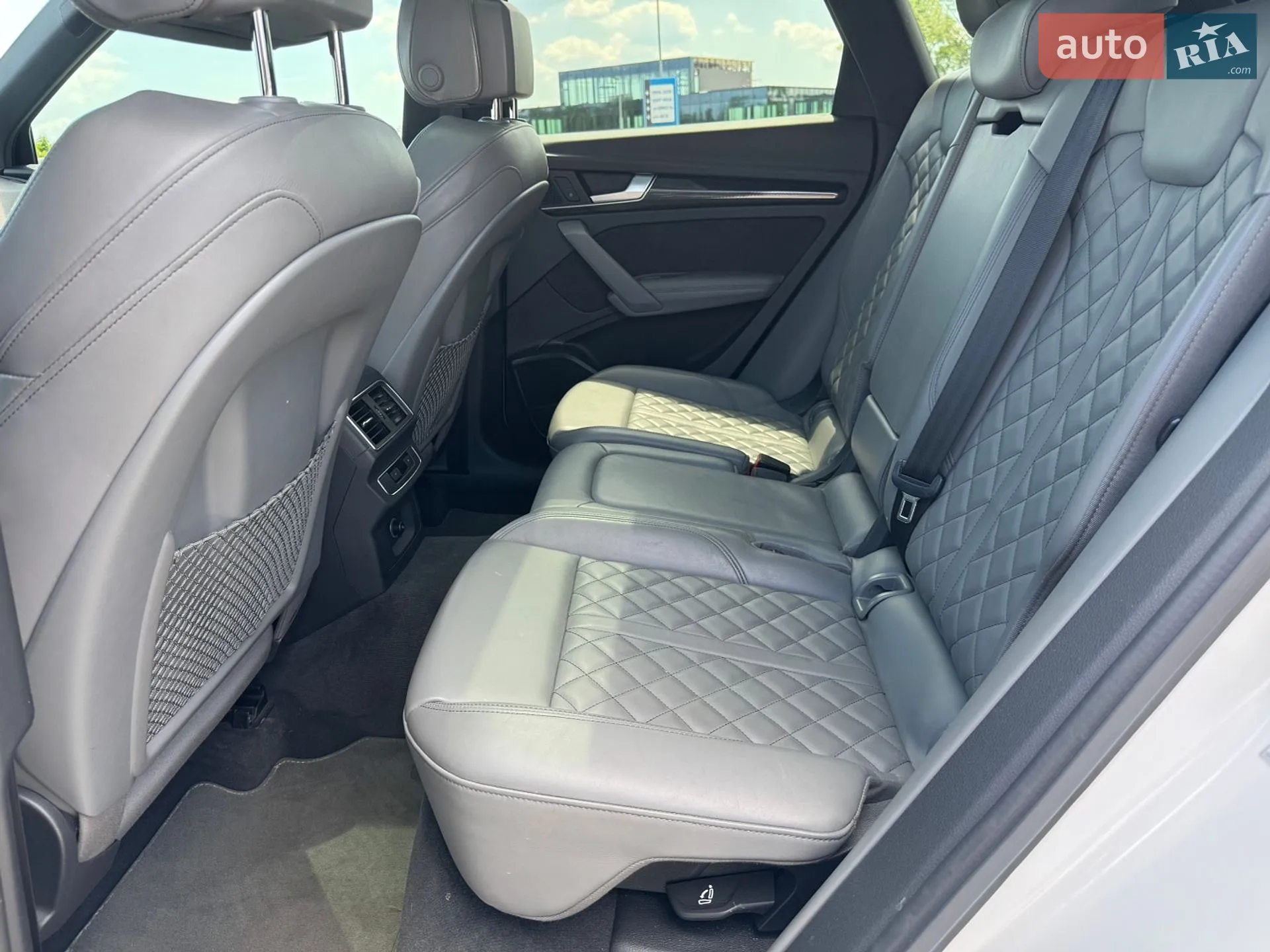 2018 Audi SQ5 - мініатюра 13