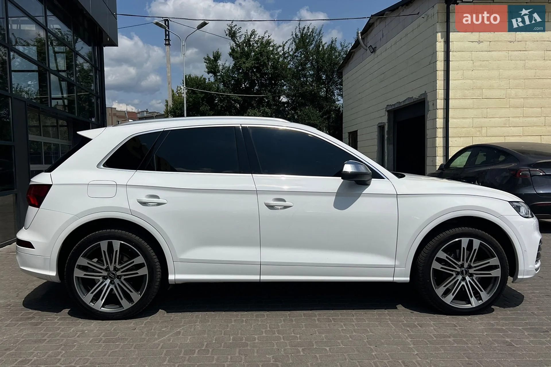 2018 Audi SQ5 - мініатюра 8