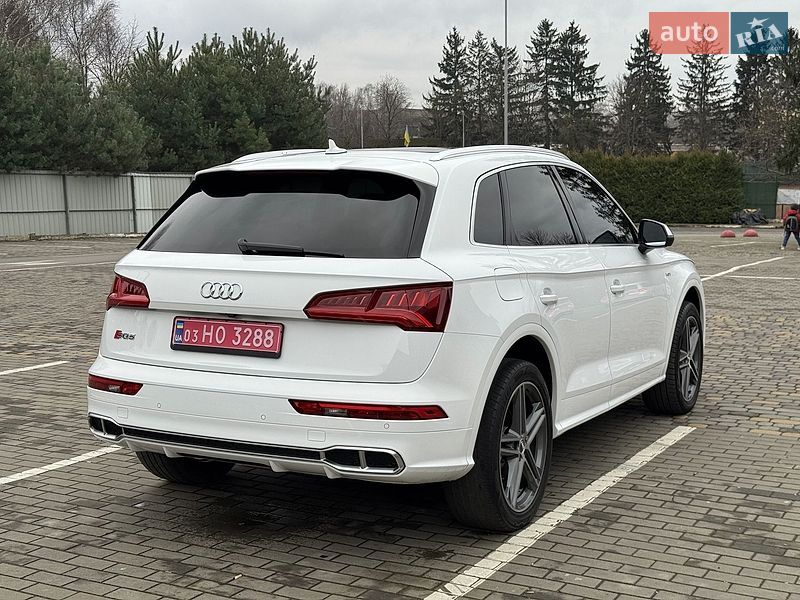 Внедорожник / Кроссовер Audi SQ5 2018 в Луцке