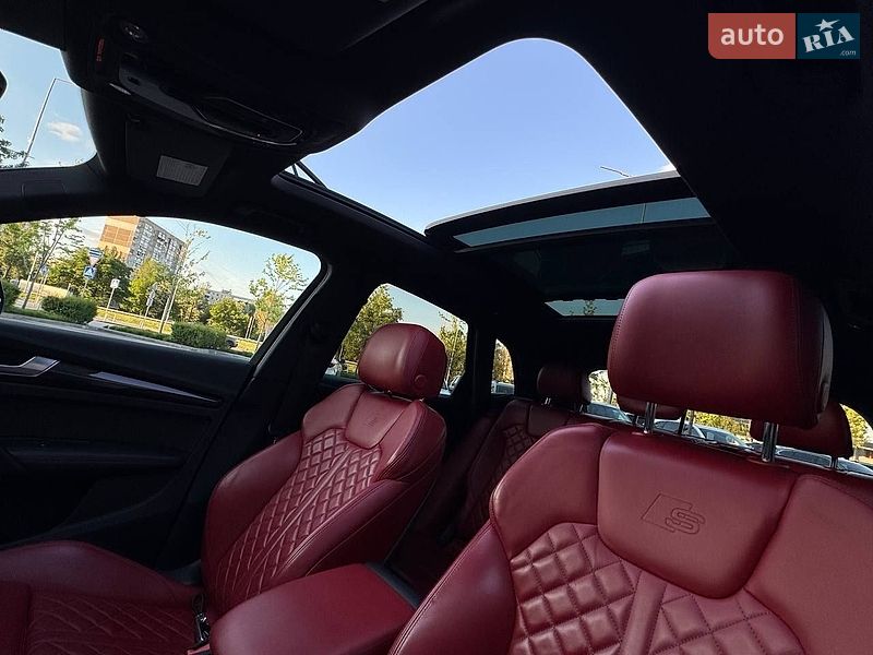 Внедорожник / Кроссовер Audi SQ5 2018 в Киеве