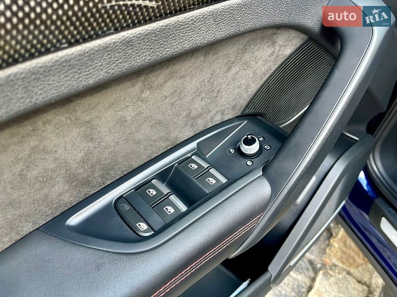 Внедорожник / Кроссовер Audi SQ5 2020 в Киеве