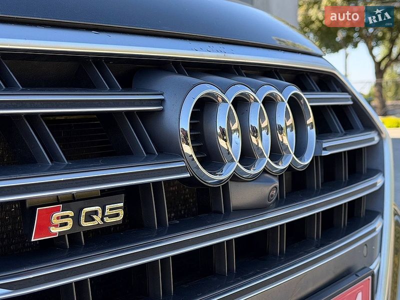 Позашляховик / Кросовер Audi SQ5 2017 в Луцьку
