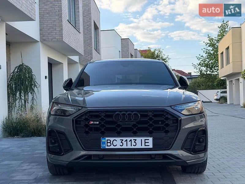 Audi SQ5 2022