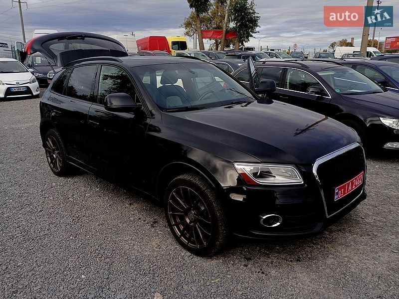 Позашляховик / Кросовер Audi SQ5 2015 в Рівному