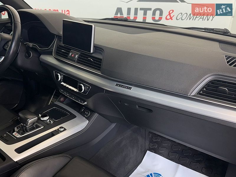 Позашляховик / Кросовер Audi SQ5 2018 в Львові