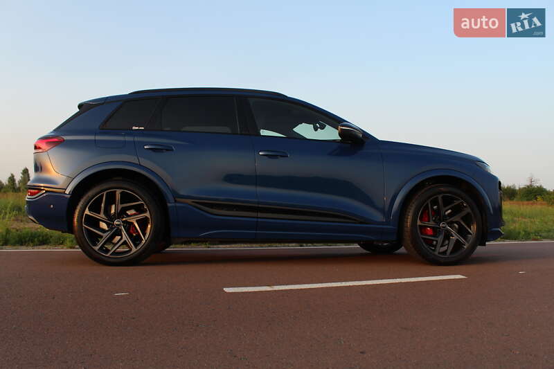 Внедорожник / Кроссовер Audi SQ6 e-tron 2024 в Киеве