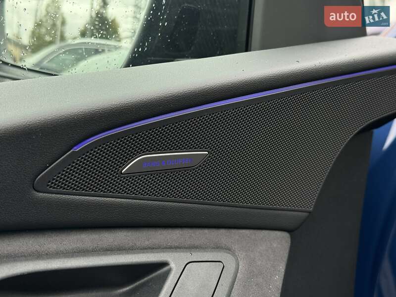 Позашляховик / Кросовер Audi SQ6 Sportback e-tron 2024 в Чернівцях