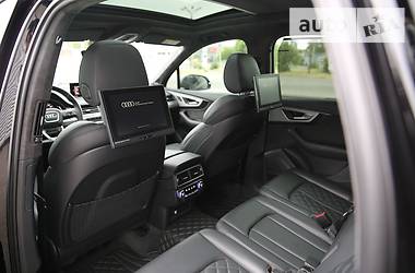 Позашляховик / Кросовер Audi SQ7 2017 в Дніпрі