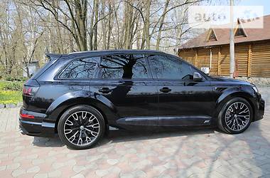 Внедорожник / Кроссовер Audi SQ7 2017 в 