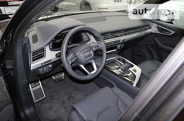 Внедорожник / Кроссовер Audi SQ7 2018 в Днепре