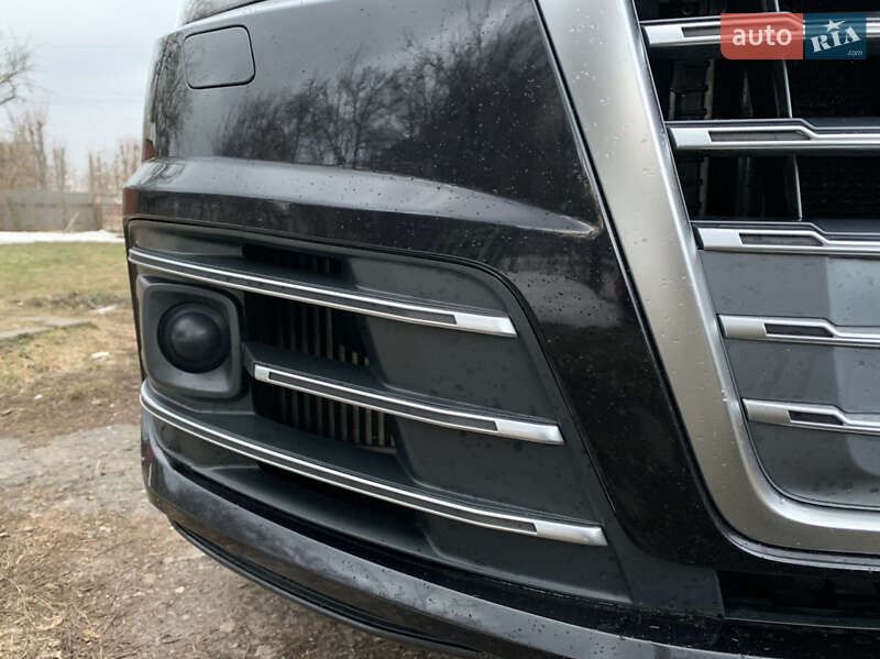 Внедорожник / Кроссовер Audi SQ7 2016 в Яготине фото 3 Внедорожник / Кроссовер Audi SQ7 2016 в Яготине