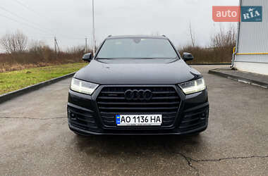 Позашляховик / Кросовер Audi SQ7 2017 в 